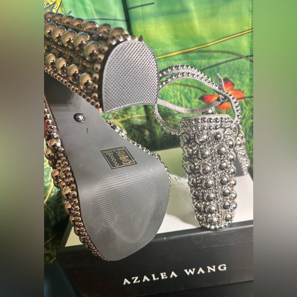 Azalea Wang Pewter Embellished Studded Women's Platforms New In Box - Picture 7 of 8